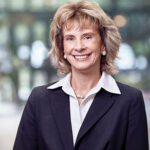 photo of Laura Bansaeiwicz, Investment Group Advisor