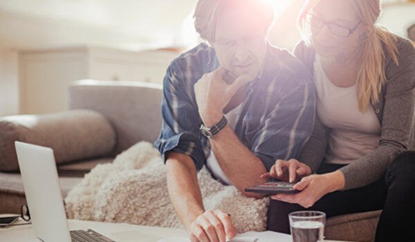 couple working on bills